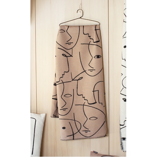 BROWN FACES ABSTRACT SYLT THROW