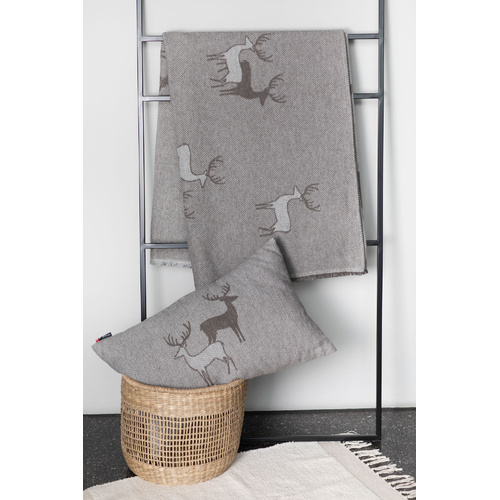 Brown Pair of Stags Luca Throw